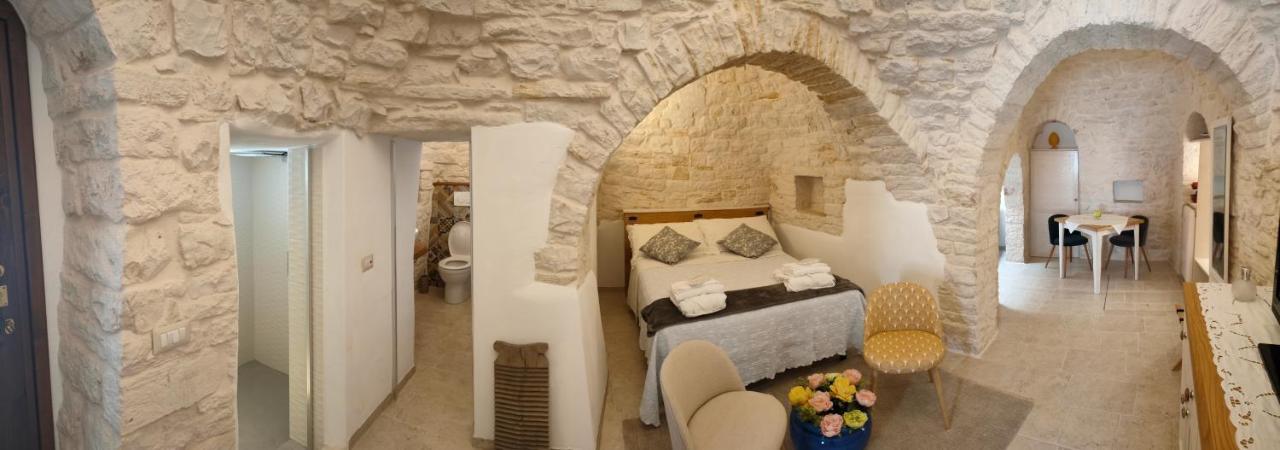Bed and Breakfast Trullo Monte Santo 50 Альберобелло Экстерьер фото